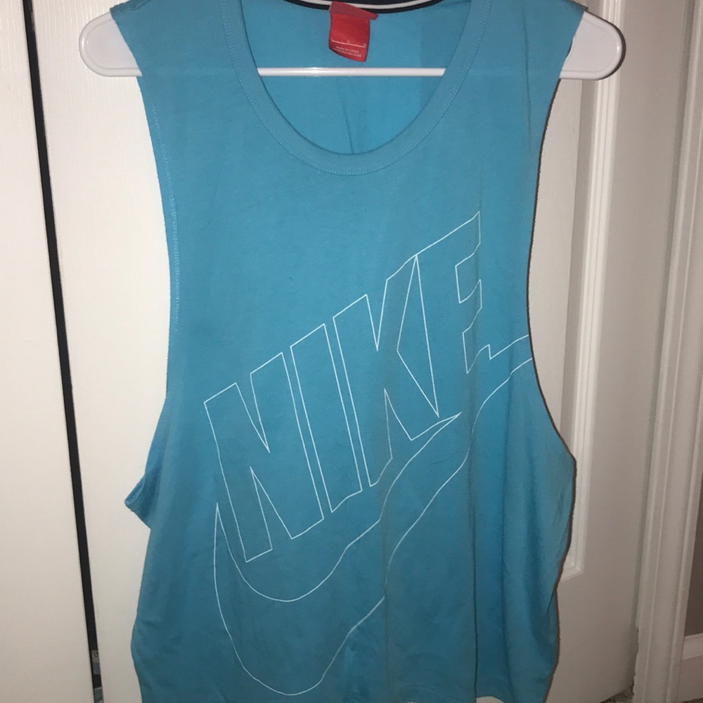 blue nike workout tank (low sides)
